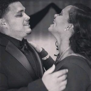 Meet your Posher, Rikisha